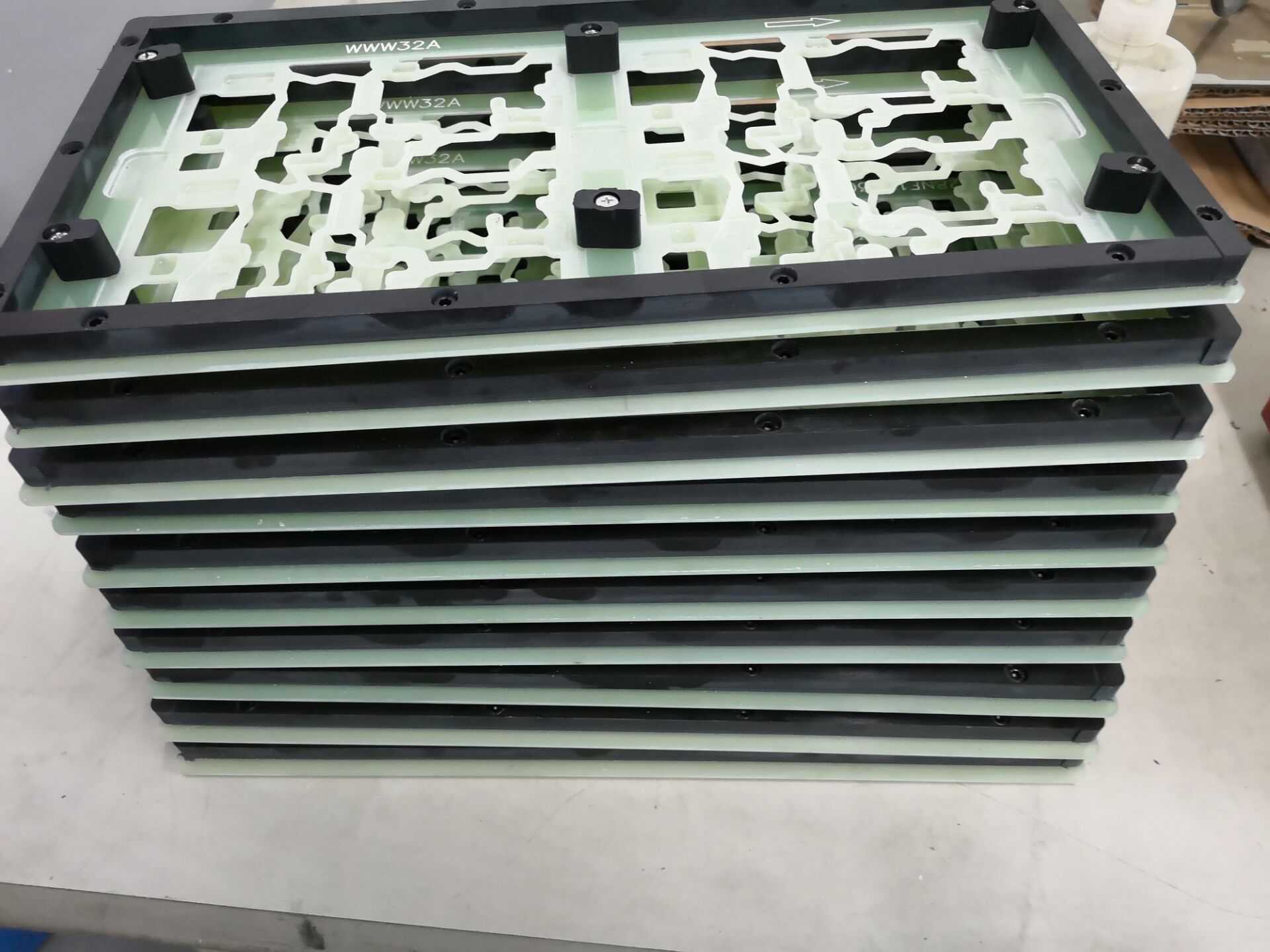 选择焊过炉治具